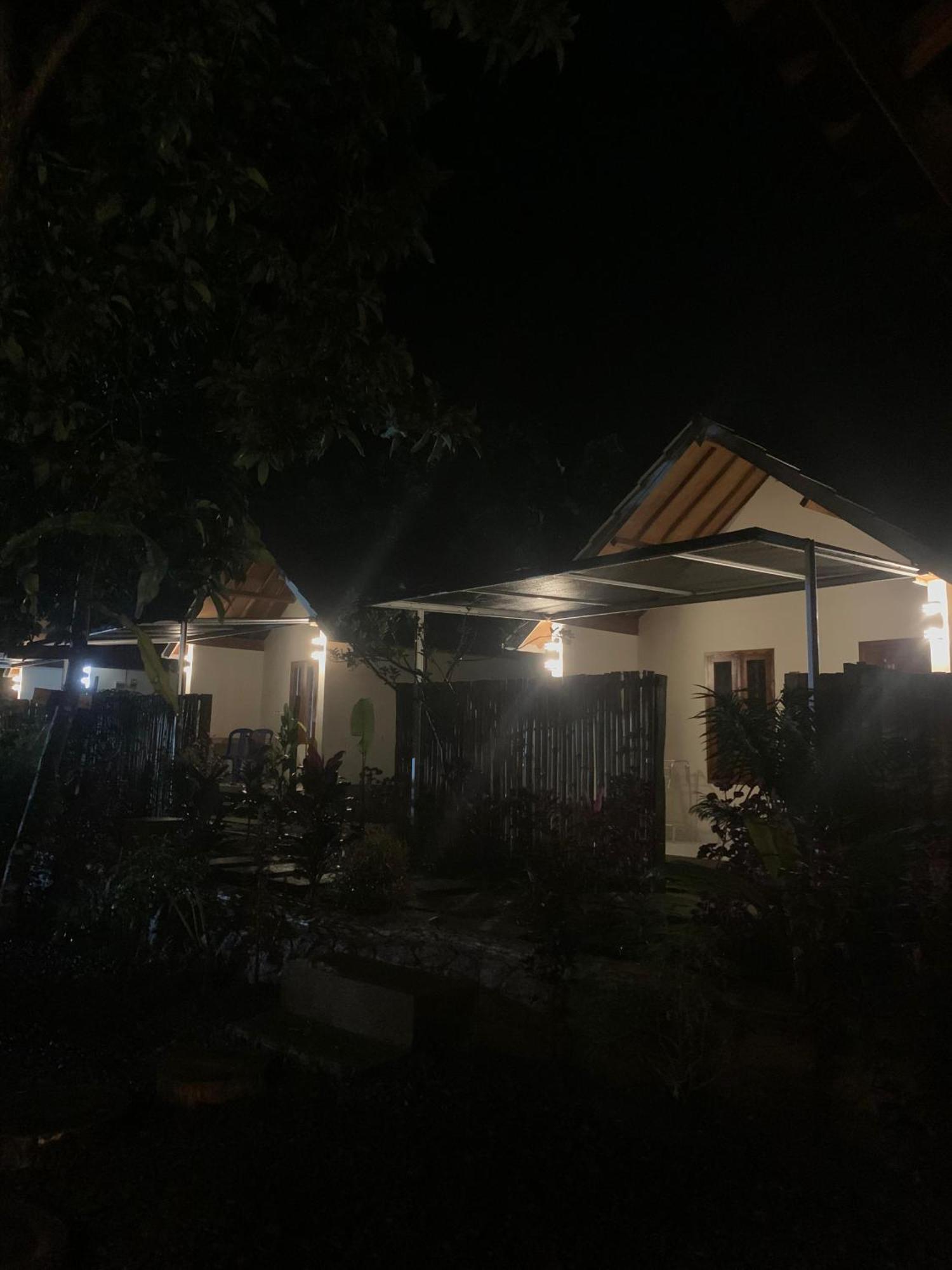 Avocado Homestay เตเตบาตู ภายนอก รูปภาพ