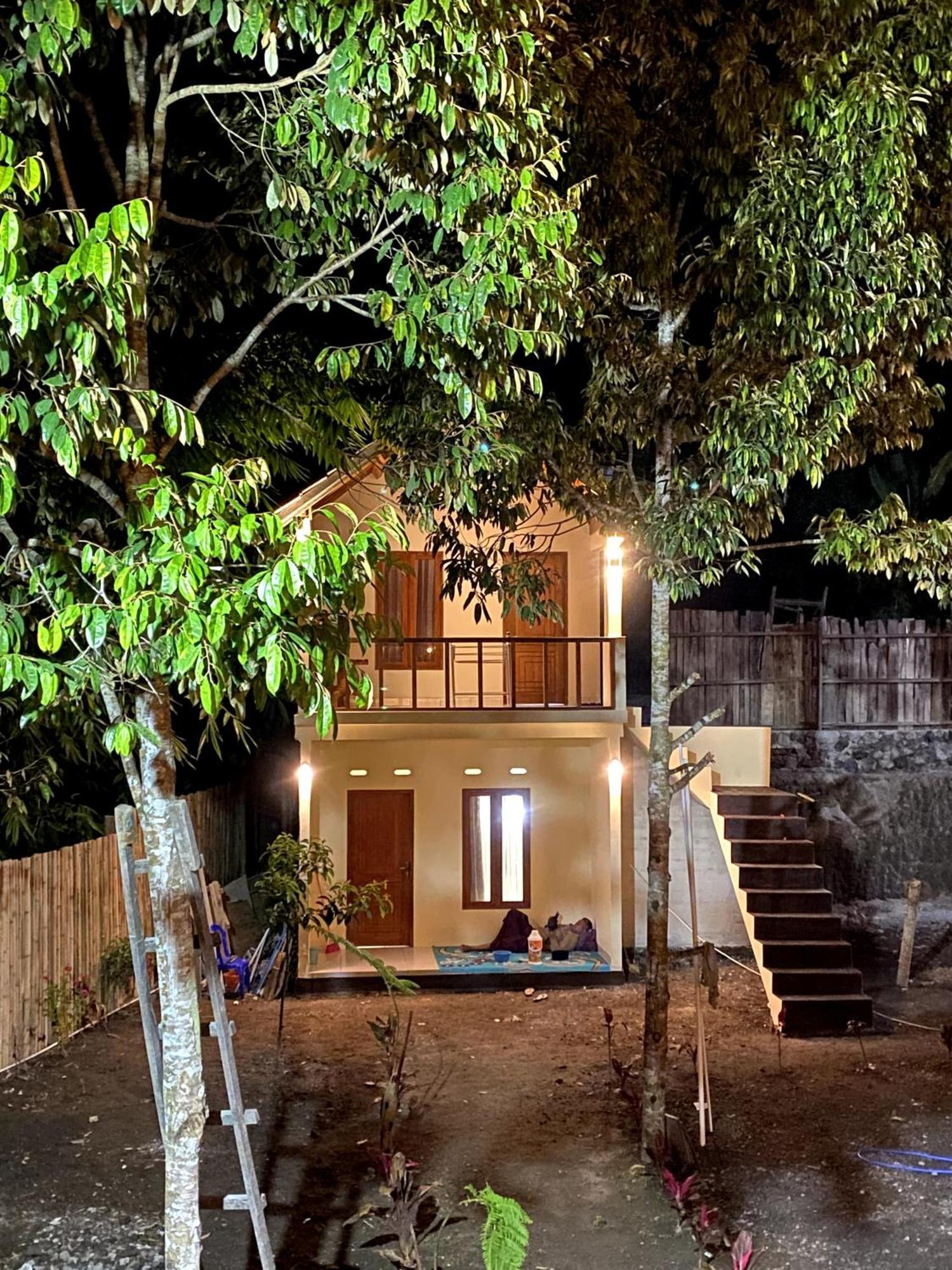 Avocado Homestay เตเตบาตู ภายนอก รูปภาพ